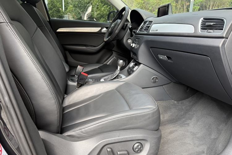 Used Audi Q3 2013 35 TFSI quattro Luxury Model
