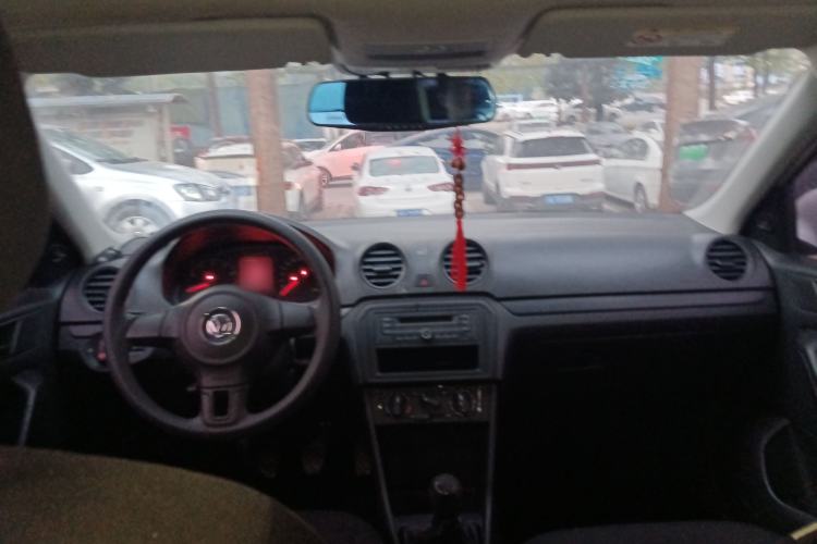 Used Volkswagen Jetta 2015 1.6L Manual Fashion Edition