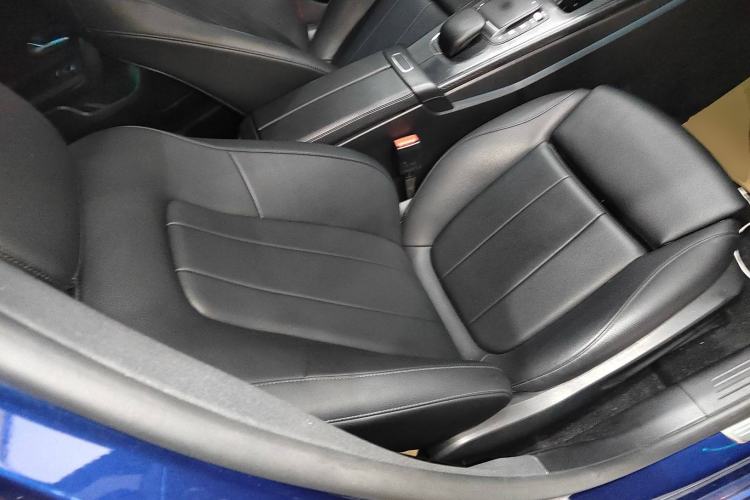 Used Mercedes-Benz A-Class 2022 Restyled A 200 L Sport Sedan Fashion Version
