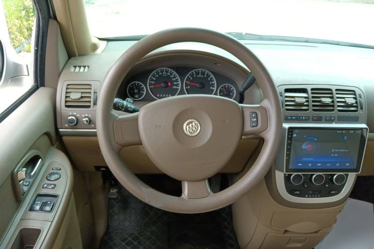 Used Buick GL8 2014 2.4L Classic Edition
