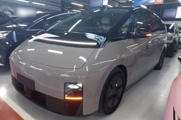 Used Li Auto MEGA 2024 Ultra Model