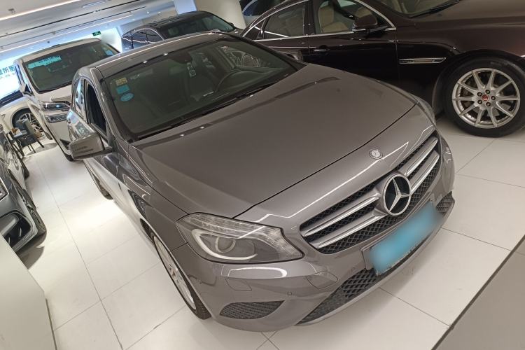Used Mercedes-Benz A-Class (Import) 2015 A 180

