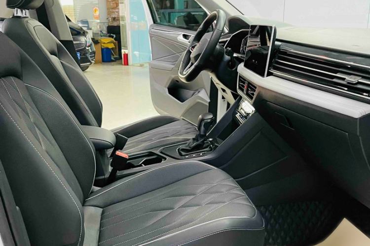 Used Volkswagen Tiguan L 2022 330TSI Automatic Two-Wheel Drive R-Line Enhanced Edition
