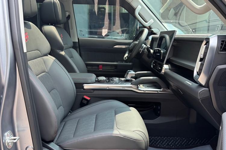 Used Jetour Traveler 2023 2.0T Four-Wheel Drive Conqueror
