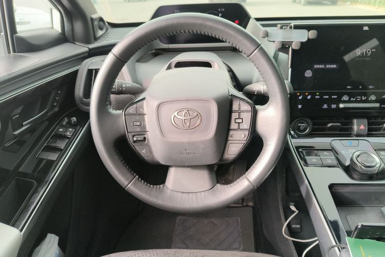 Used Toyota BZ 4X 2025 615 Max Version
