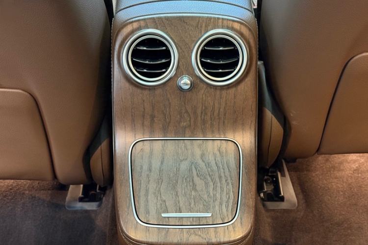 Used Mercedes-Benz E-Class 2023 Facelift E 260 L
