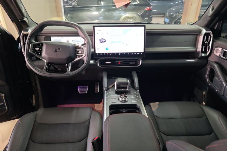 Used JETOUR Traveler 2023 2.0T All-Wheel Drive CrossPRO+
