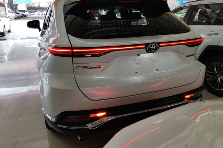 Used Toyota Venza 2023 2.0L CVT Two-Wheel Drive Luxury Edition
