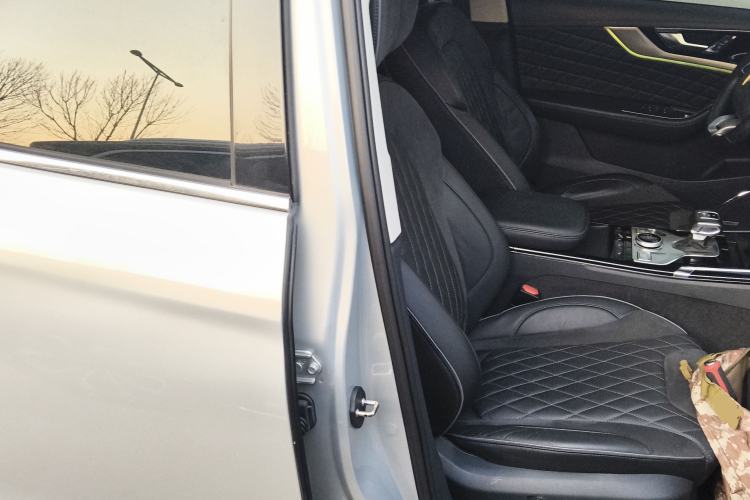 Used Hongqi HS5 2019 2.0T Smart Connect Flagship Edition
