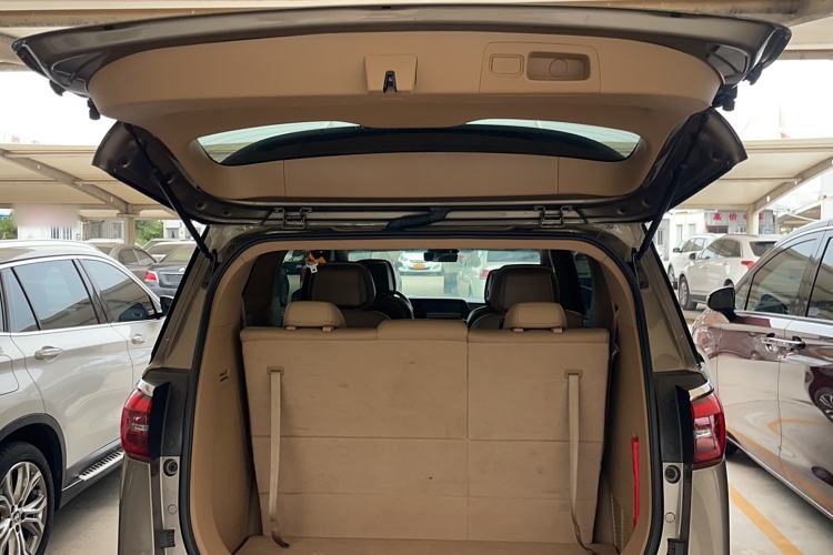 Used Buick GL8 2021 ES Land Cruiser 653T Luxury Edition
