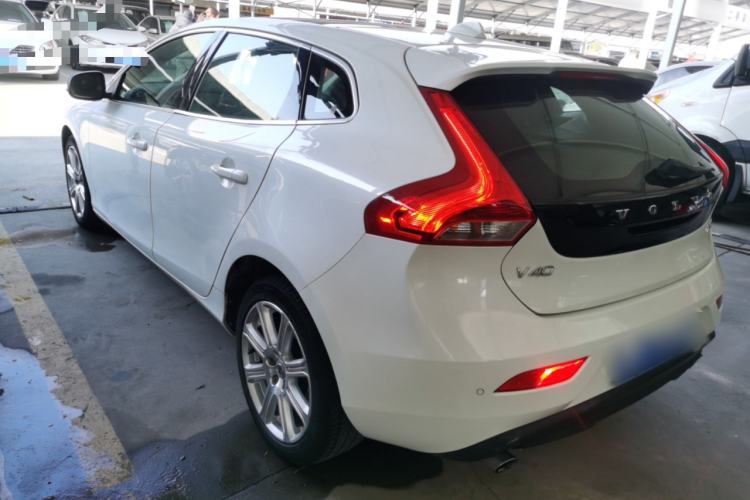 Used Volvo V40 2017 T3 Zhiya Edition