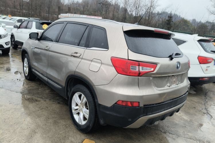 Used Changan CS75 2014 2.0L Manual Luxury Version China IV Standard