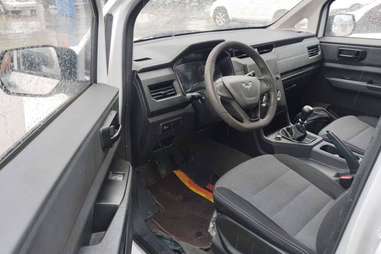 Used Wuling Hongguang PLUS 2020 1.5L Manual Standard Edition 7-Seater