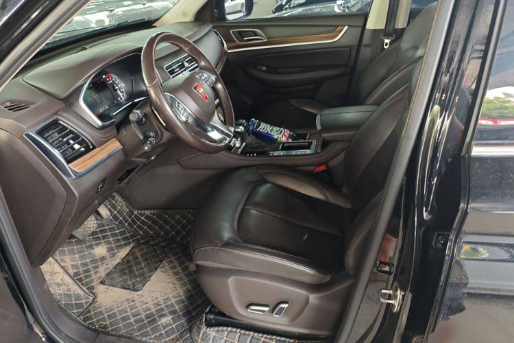 Used Roewe RX8 2019 30T Smart Connectivity Two-Wheel Drive Supreme Flagship Edition
