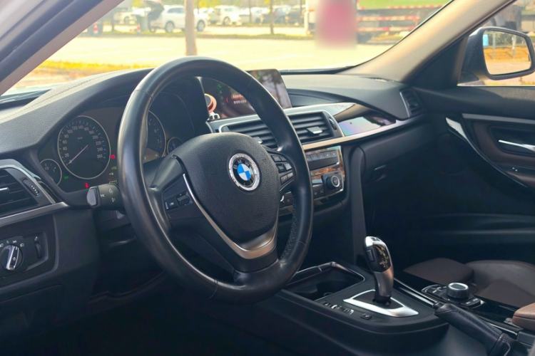 Used BMW 3 Series 2018 320Li Fashion Model
