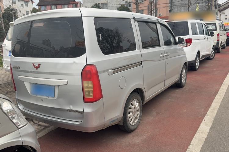Used Wuling Rongguang V 2016 1.5L Standard Version