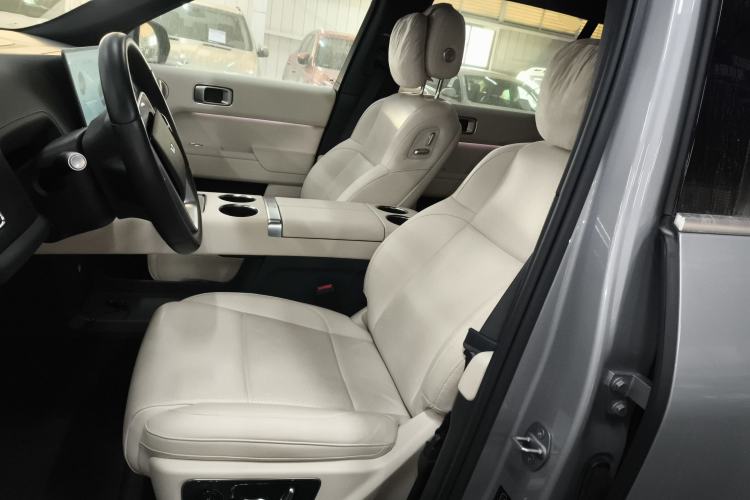 Used Li Auto L9 2024 Ultra Model
