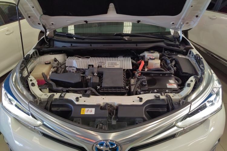 Used Toyota Corolla 2018 Dual-Engine 1.8L E-CVT Smart Edition
