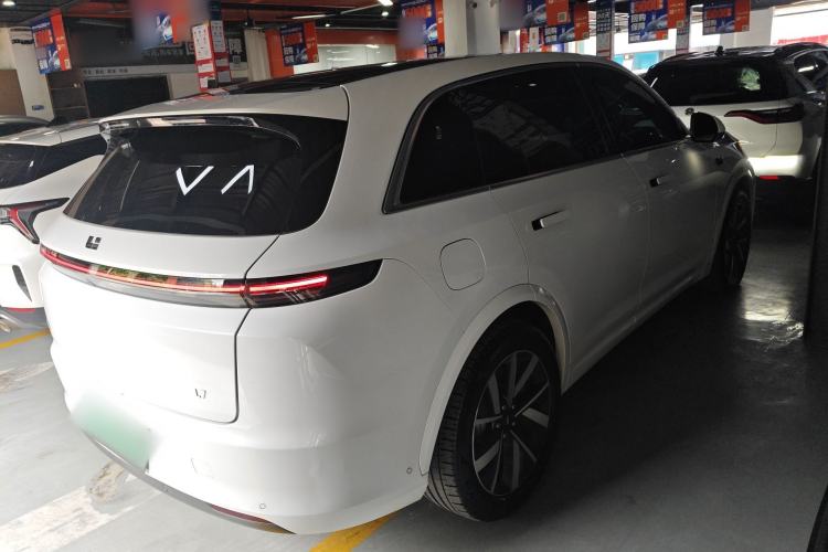 Used Li Auto L7 2023 Pro Model
