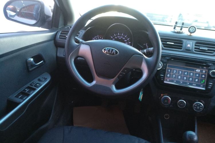 Used Kia K2 2015 Sedan 1.4L MT GLS