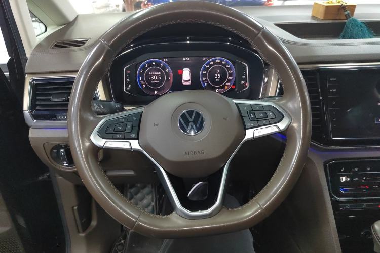 Used Volkswagen Viloran 2020 330TSI Luxury Edition
