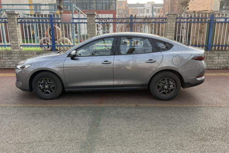 Used BYD Qin PLUS 2025 DM-i Smart Drive 55KM Leading Model