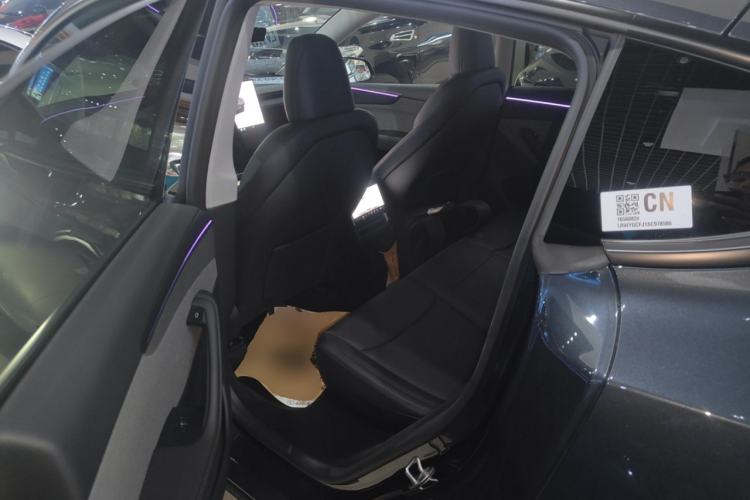 Used Tesla Model Y 2025 Rear-Wheel-Drive Version
