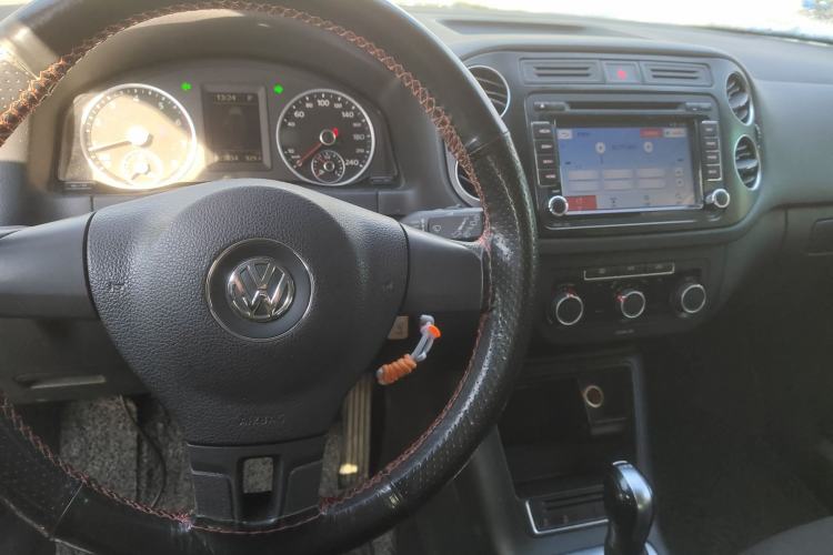 Used Volkswagen Tiguan 2016 280TSI Automatic Two-Wheel-Drive Silk Road Style Edition
