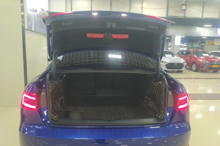 Used Audi A4L 2018 30th Anniversary Edition 40 TFSI Trendy Model
