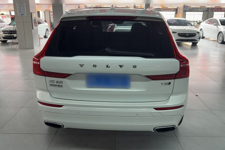 Used Volvo XC60 2019 T5 4x4 Zhiyuan Edition China VI Standard