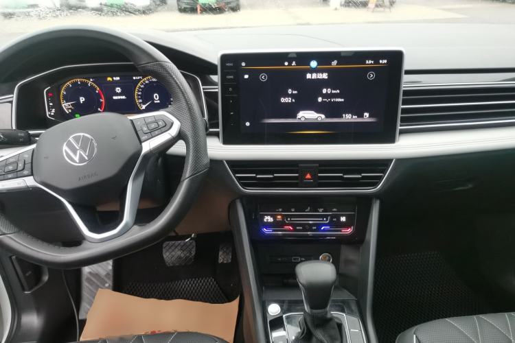 Used Volkswagen Tiguan L 2024 300TSI Automatic Two-Wheel Drive Smart Edition
