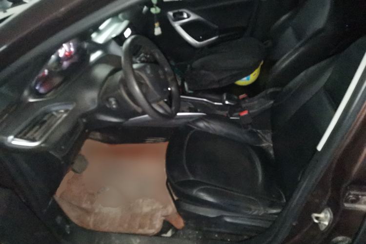 Used Peugeot 2008 2015 1.6L Automatic Playcool Edition
