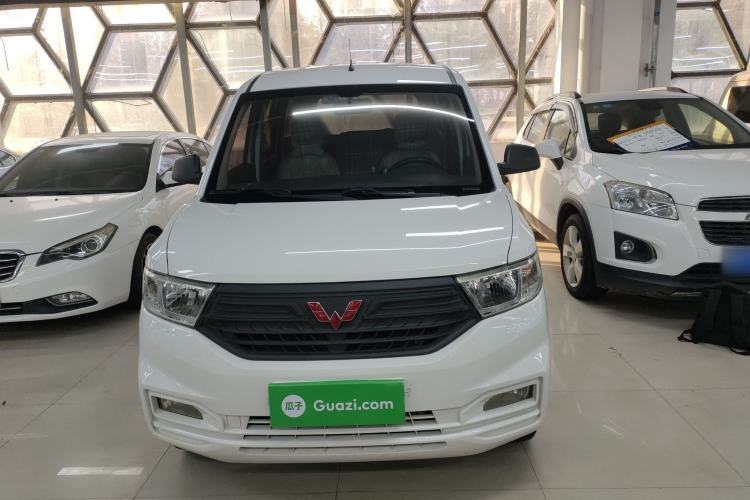 Used Wuling Hongguang V 2019 1.5L Jingqu Version China VI LAR
