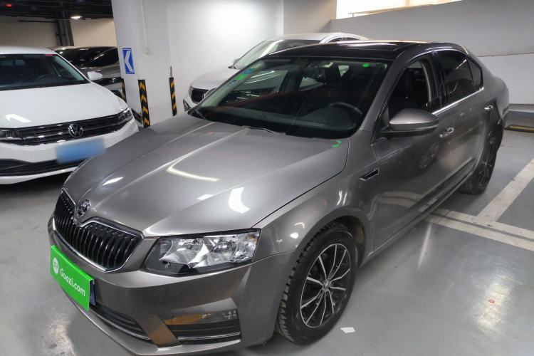 Used Skoda Octavia 2017 1.6L Manual Smart Drive Edition