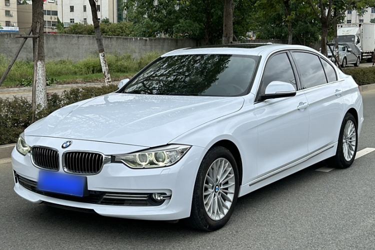 Used BMW 3 Series 2013 320Li Luxury Design Package
