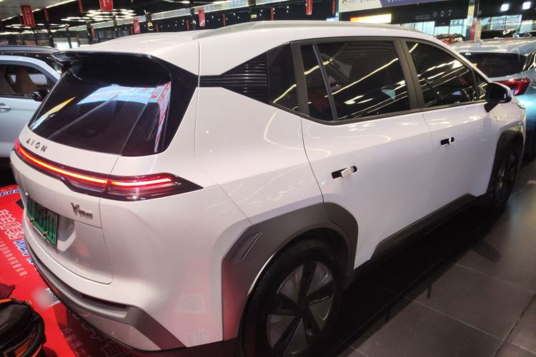 Used AION Y 2023 Younger
