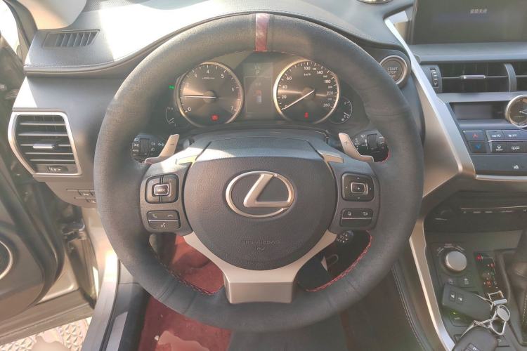 Used Lexus NX 2015 200T All-Wheel-Drive Fēngshàng Edition

