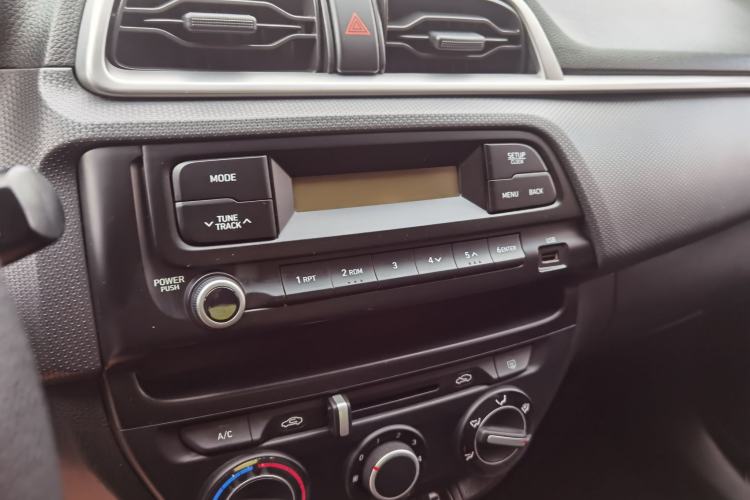 Used Hyundai Verna (older generation) 2017 1.4L Manual Refreshed Version China V Standard