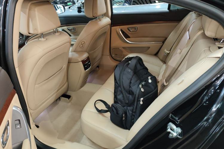 Used Roewe 950 2015 2.0T Luxury Executive Edition
