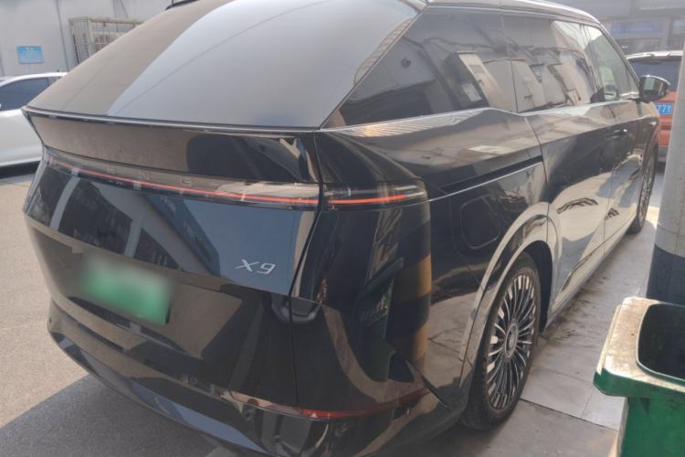 Used XPeng X9 2025 740 Ultra-Long Range Max
