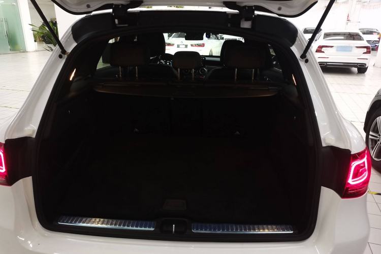 Used Mercedes-Benz GLC 2020 GLC 300 L 4MATIC Dynamic Edition
