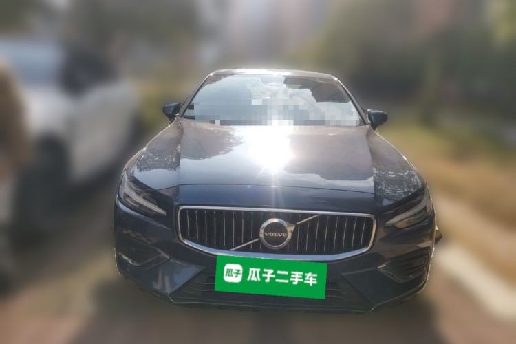 Used Volvo S60 2023 B4 Zhiyi Luxury Edition
