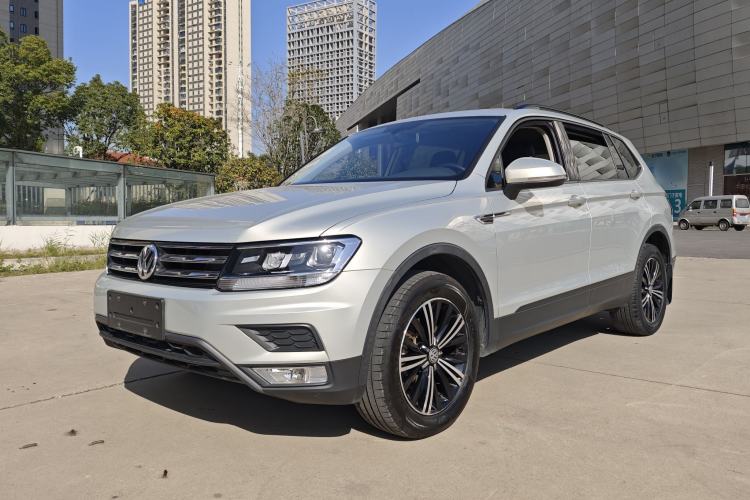 Used Volkswagen Tiguan L 2019 330TSI Automatic Two-Wheel Drive Luxury Edition China V Standard
