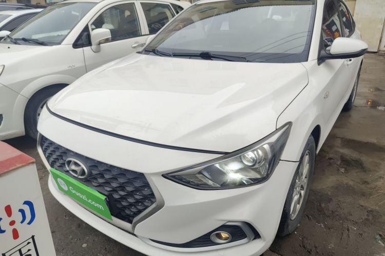 Used Hyundai Celesta 2017 1.6L Automatic Enjoyment Version GLS