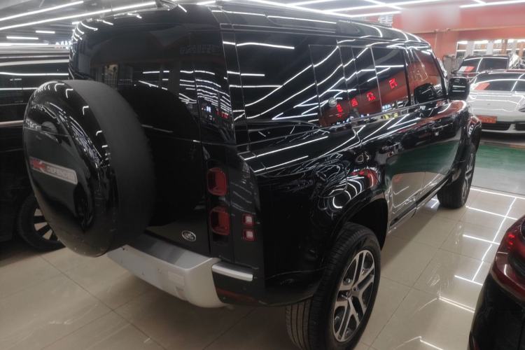 Used Land Rover Defender 2024 110 3.0T P400 XS
