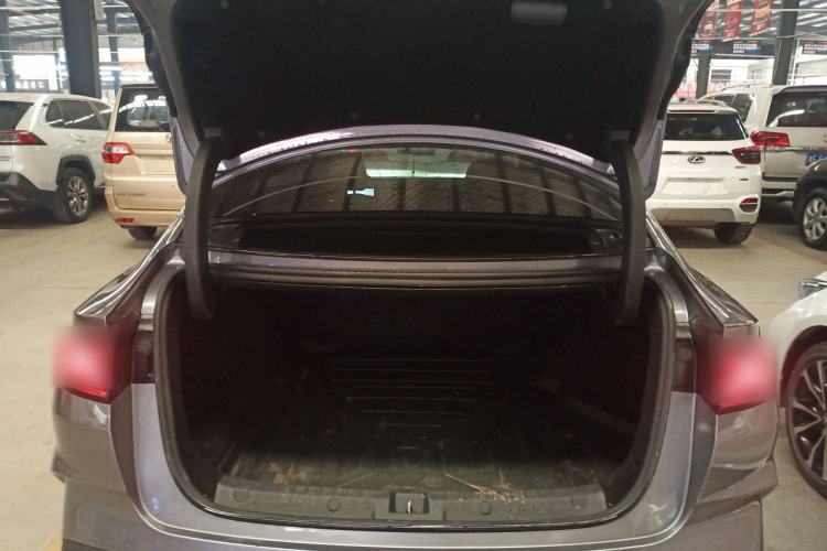 Used BYD Qin L 2024 DM-i 120KM Beyond Model
