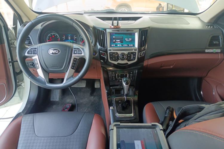 Used BYD Surui 2015 Revised Version 1.5L Automatic Luxury Edition
