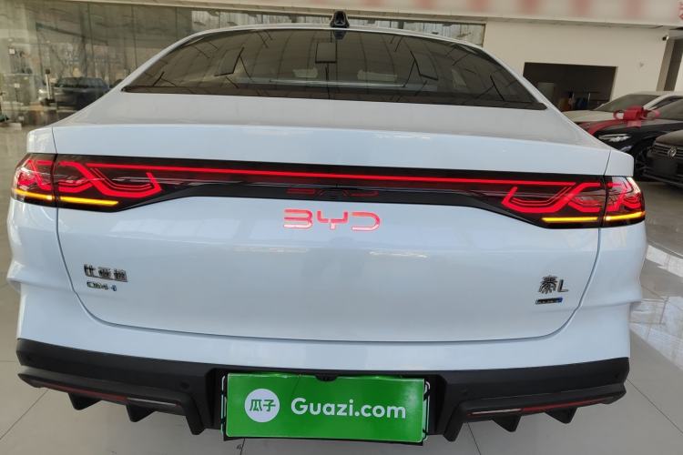 Used BYD Qin L 2025 DM-i Smart Drive 80KM Leading Model
