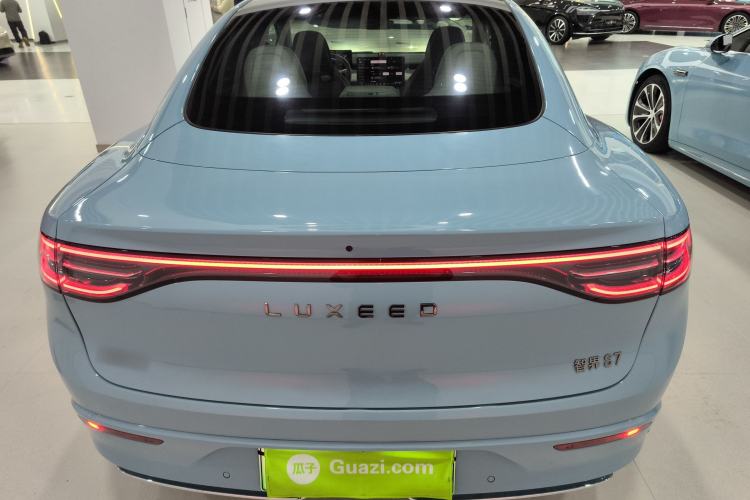 Used Hima Luxeed S7 2024 Ultra Four-Wheel Drive Flagship Edition
