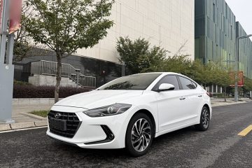 Used Hyundai Elantra 2019 1.4T Dual-Clutch Xuan Dong · Dynamic Model